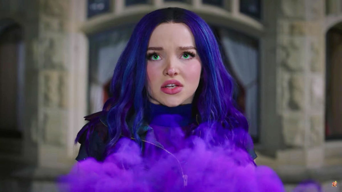 preview for Descendants 3 Official Trailer (Disney Channel)