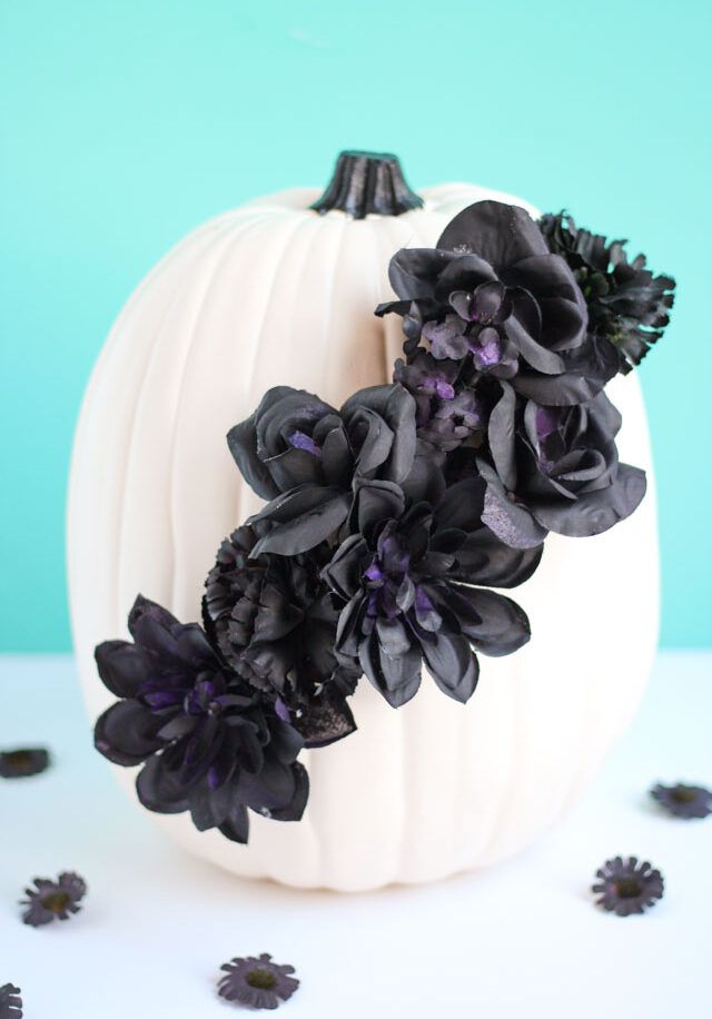 38 Pumpkin Painting Ideas For Halloween 2024   Design Improvised 1659991136 