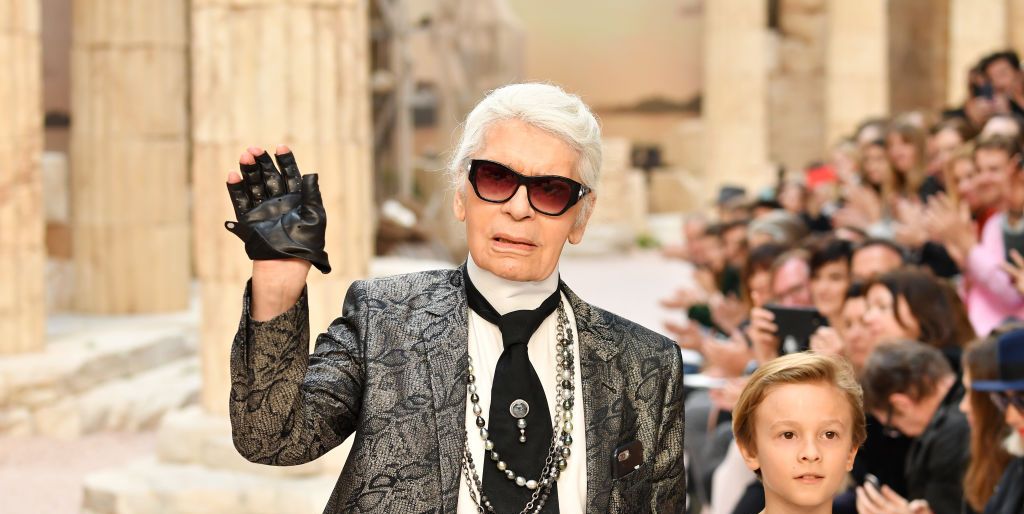 Iconic Chanel designer Karl Lagerfeld has died at 85 - TheGrio