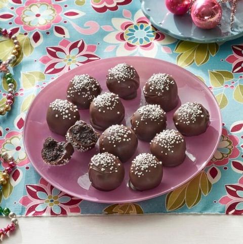 oreo truffles with white sprinkles
