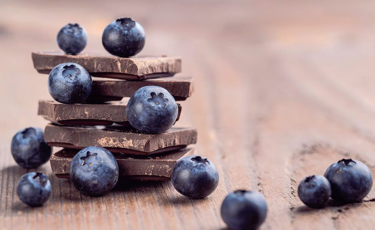 “Boost Your Serotonin Levels: 5 Foods to Elevate Your Mood and Reduce Stress”