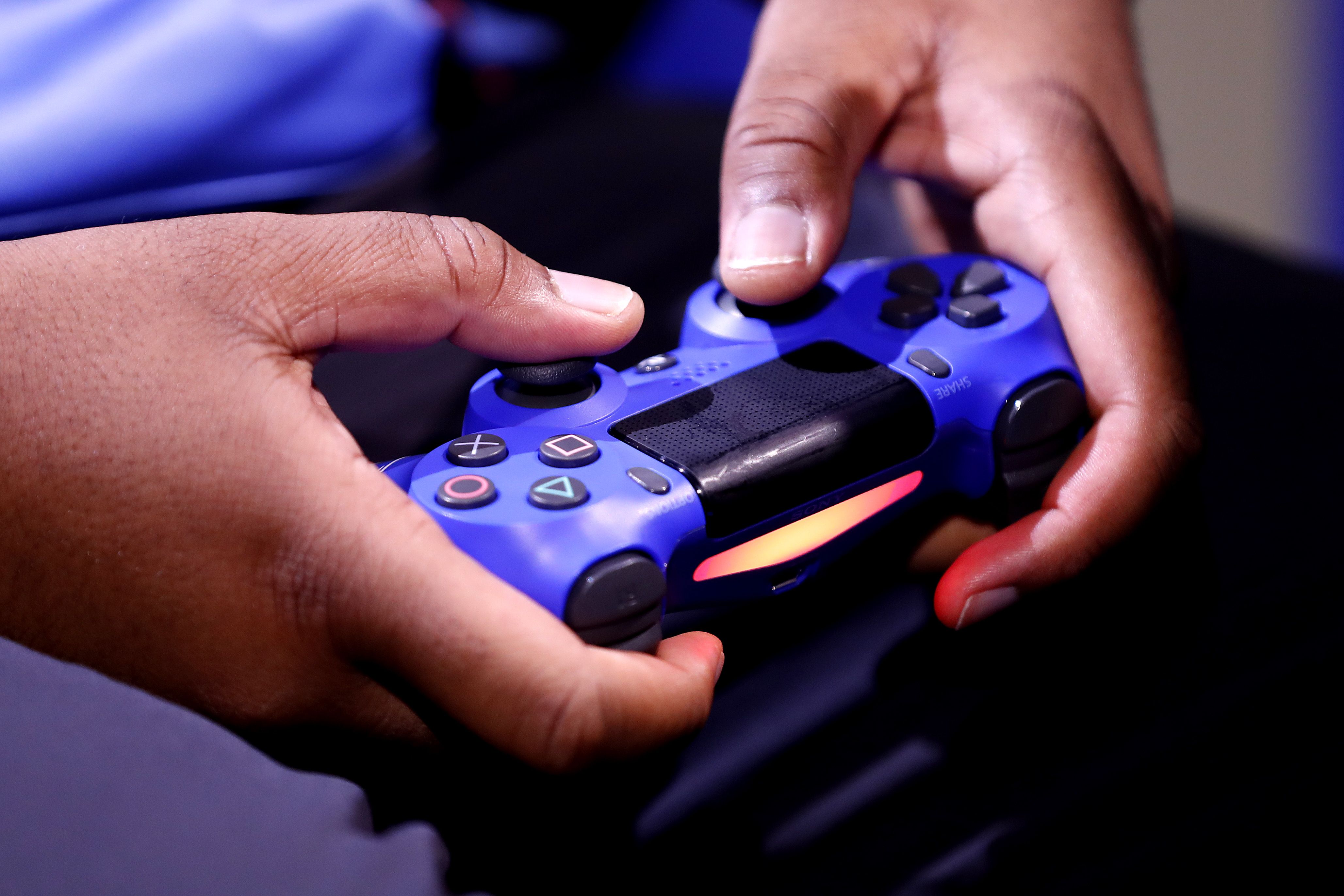Study Finds Male Gamers Burn 420 Calories in a Two-hour Session