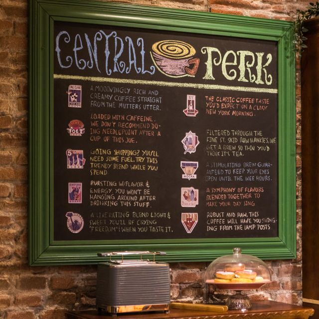 A 'Friends'-Inspired Central Perk Coffee Shop Will Honor Matthew Perry