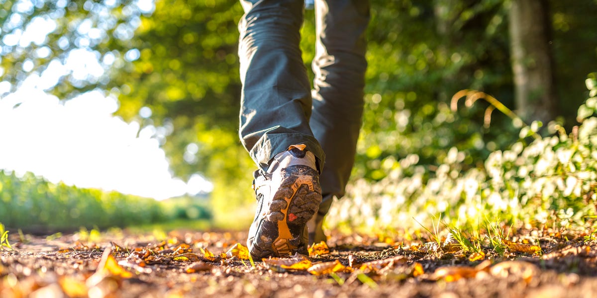 How Walking Affects the Body at 2, 10, and 30 Minutes a Day, According to Research How Walking Affects the Body at 2, 10, and 30 Minutes a Day, According to Research