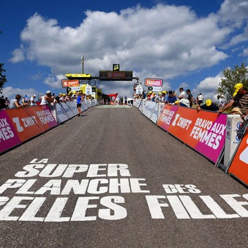 1st tour de france femmes 2022 stage 8