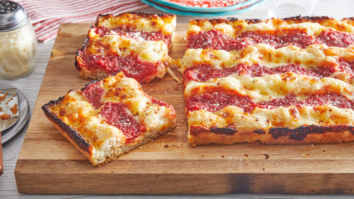Best Detroit Style Pizza Recipe - How to Make Detroit Style Pizza