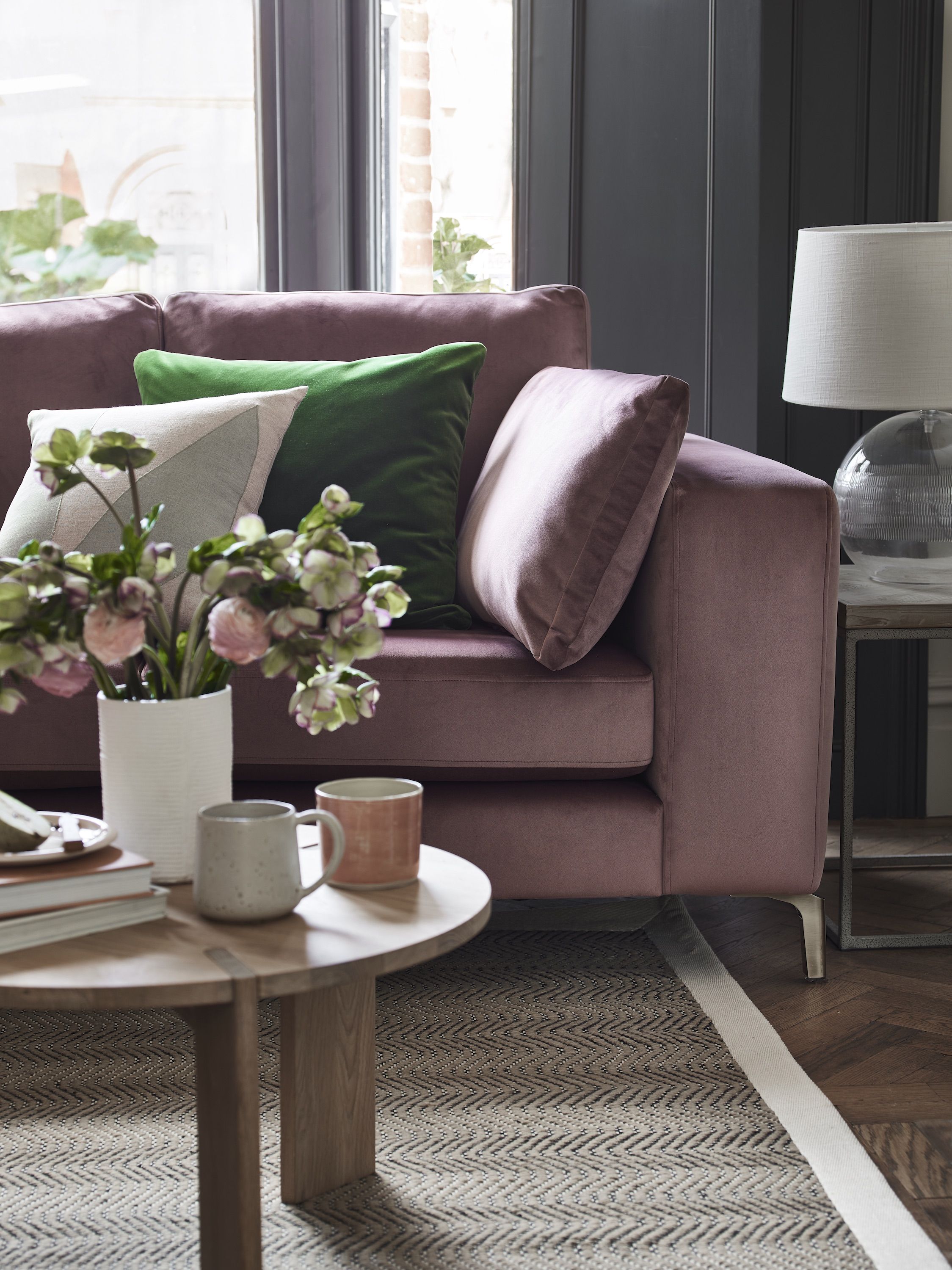 Instagrammable Velvet Home Decor Sofa
