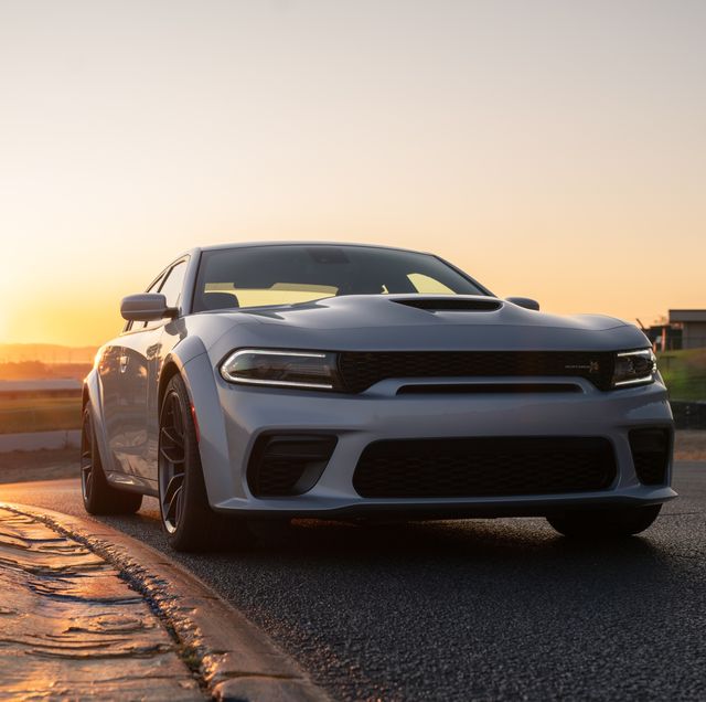 the 2023 dodge charger scat pack widebody is powered by the 392 cubic inch hemi® v 8 engine with the best in class naturally aspirated 485 horsepower mated to the torqueflite 8hp70 eight speed transmission