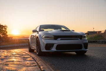 the 2023 dodge charger scat pack widebody is powered by the 392 cubic inch hemi® v 8 engine with the best in class naturally aspirated 485 horsepower mated to the torqueflite 8hp70 eight speed transmission