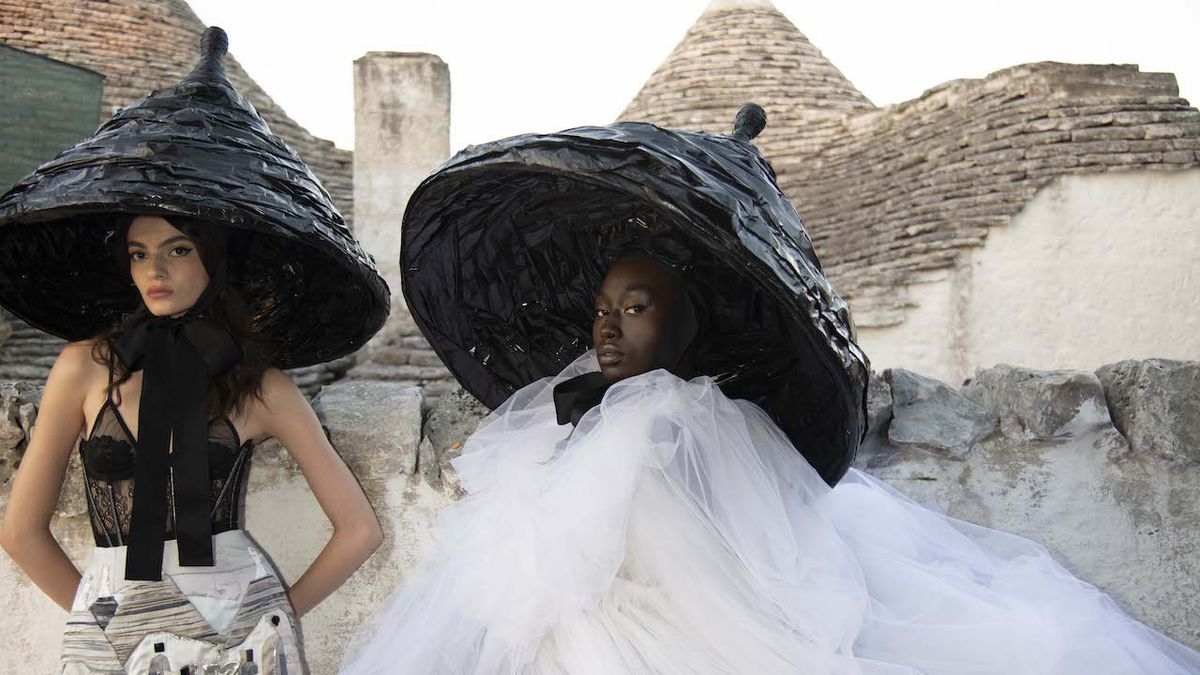 preview for Dolce & Gabbana: su desfile de alta moda en Alberobello