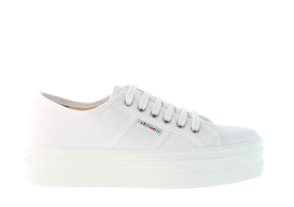Footwear, White, Sneakers, Shoe, Product, Walking shoe, Plimsoll shoe, Outdoor shoe, Skate shoe, Athletic shoe, 