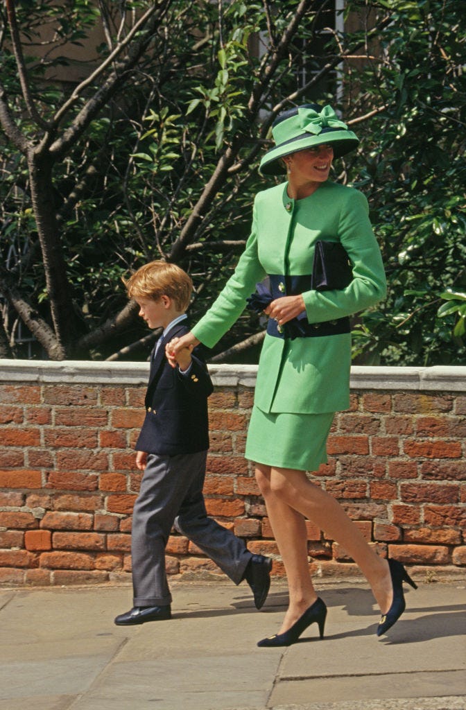 20+ Best Photos of Princess Diana's Wedding Guest Style