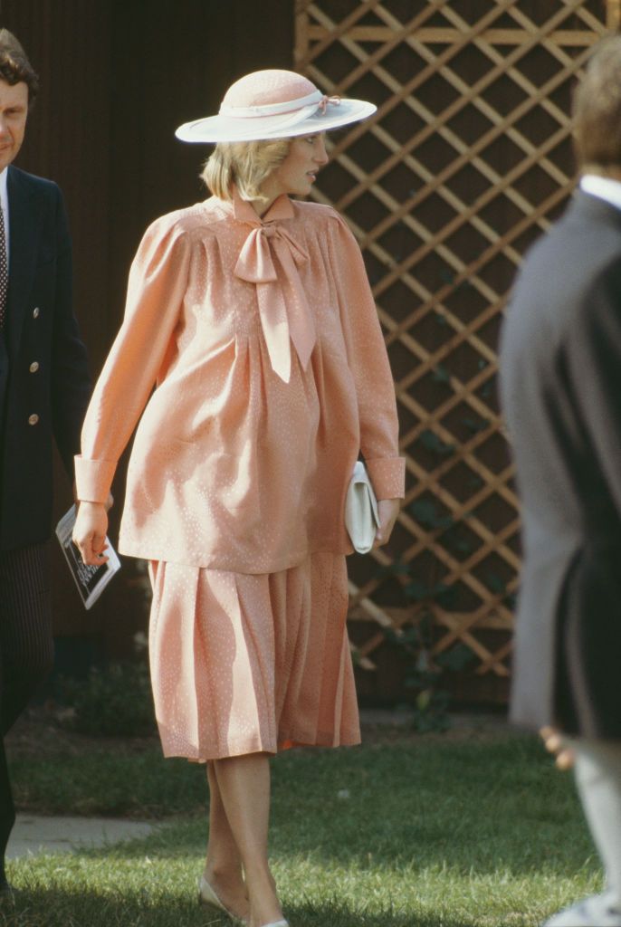 princess diana maternity clothes