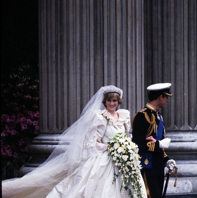 Best bridal fashion houses history iconic wedding dresses