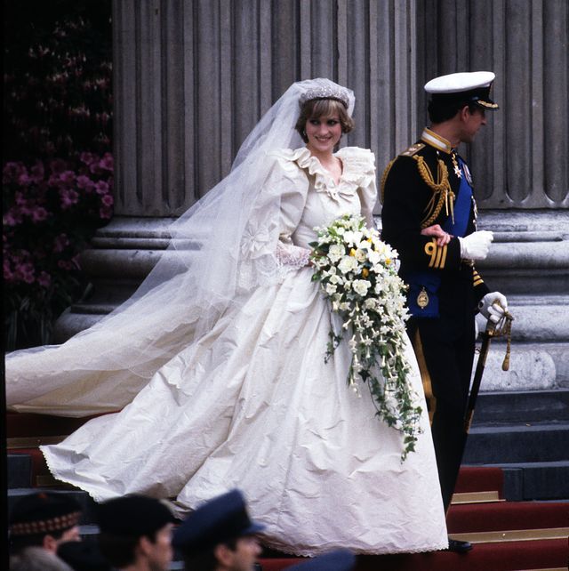 The 31 Most Iconic Gowns of All Time