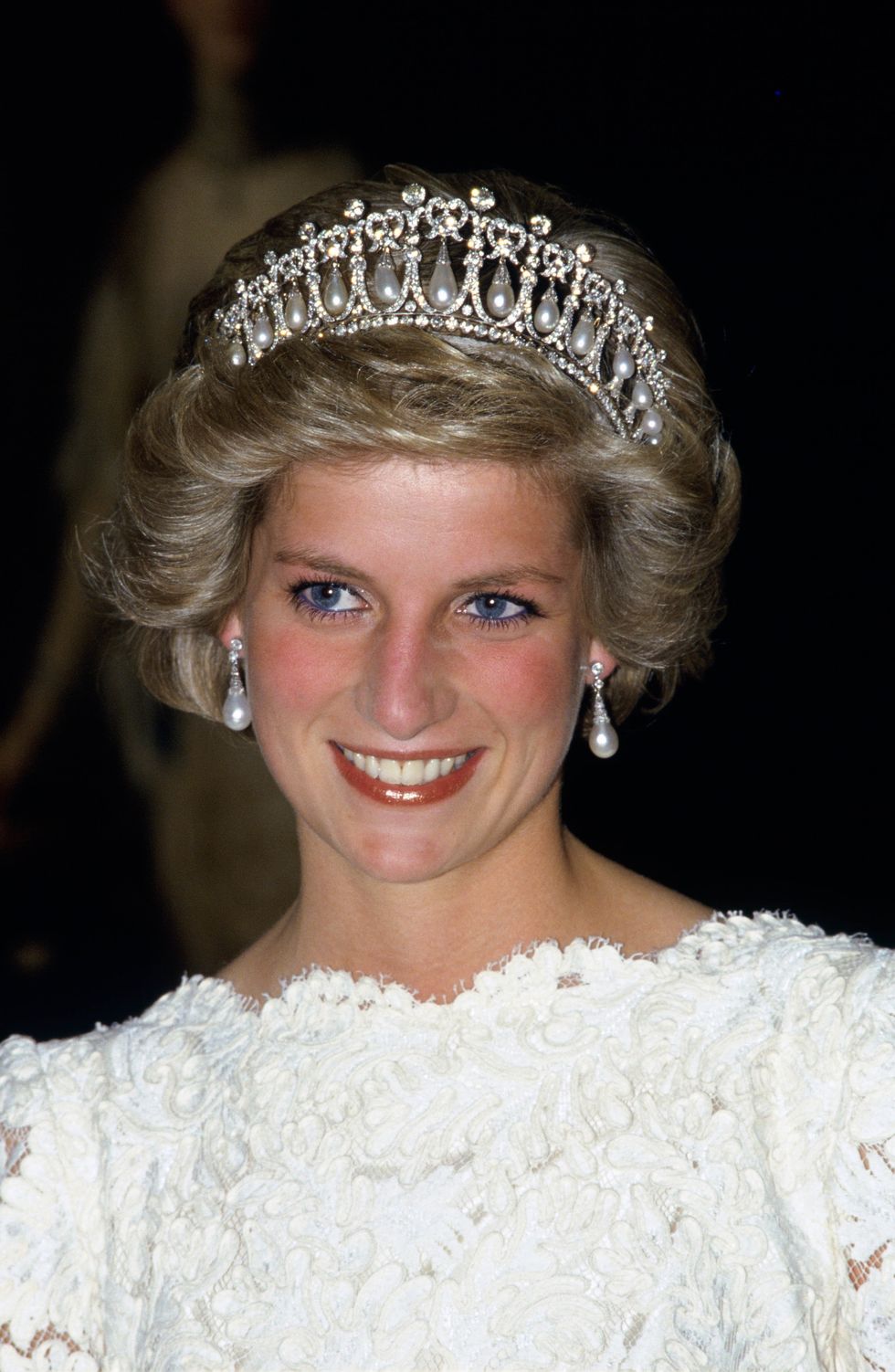 從英國皇室到met gala紅毯上的珍珠穿搭進化史！精選名人珍珠造型top 20
