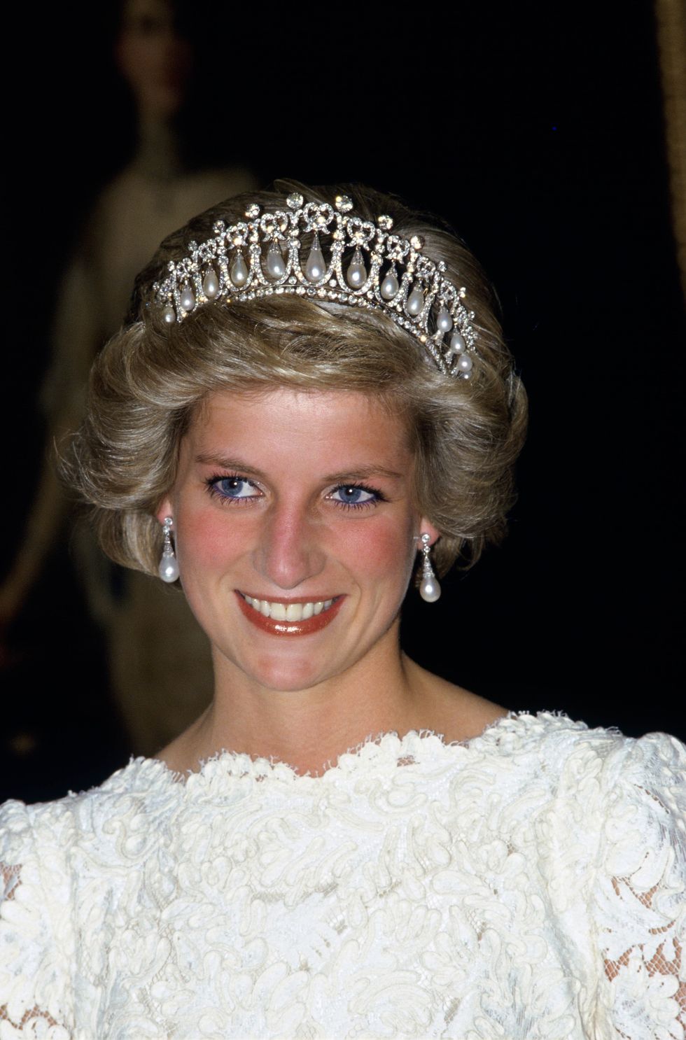 diana, princess of wales wears the cambridge knot tiara at t