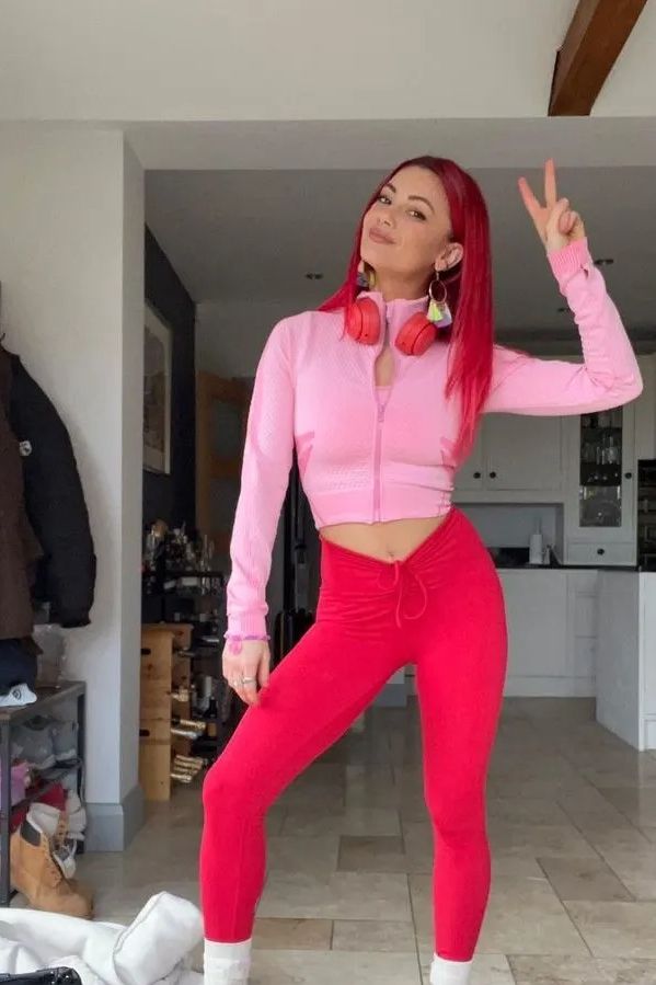 dianne buswell colourful gym wear