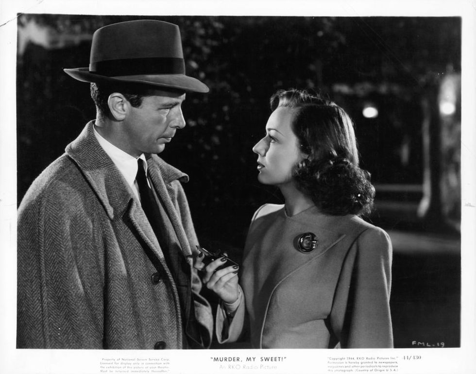 dick powell and anne shirley in 'murder, my sweet'