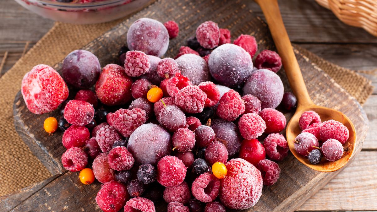 Meglio la frutta congelata o la frutta fresca?