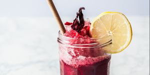 Drink, Tinto de verano, Food, Lime, Alcoholic beverage, Wine cocktail, Punch, Cocktail, Juice, Ingredient, 