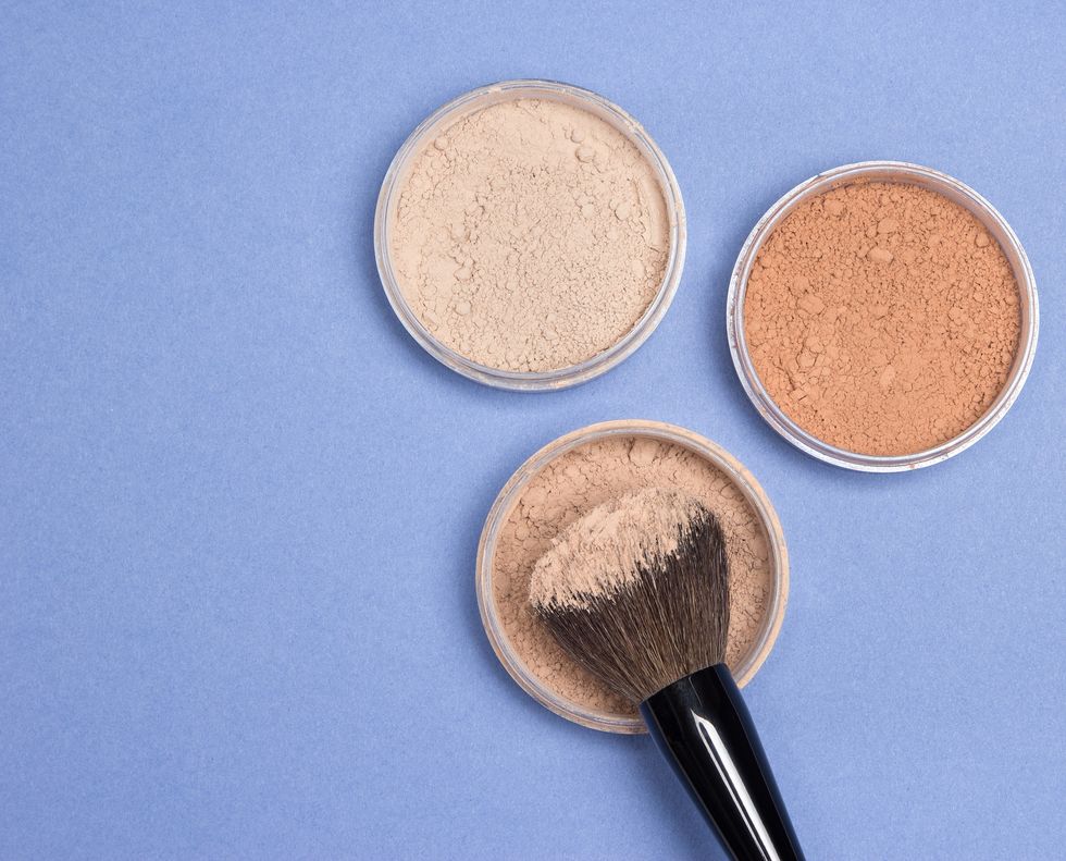 different shades of loose cosmetic powder
