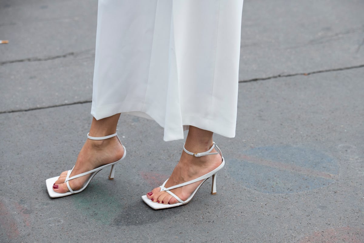 Best Extended-Width Heels for Women