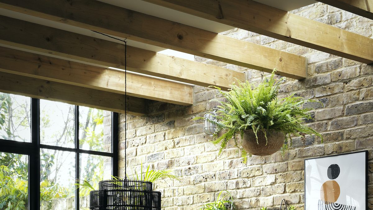 32 ideas para decorar con plantas los rincones de tu casa