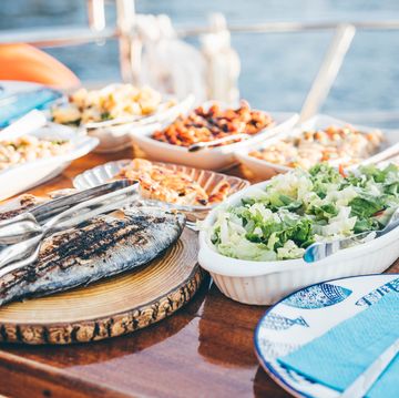 dinner on sailboat.