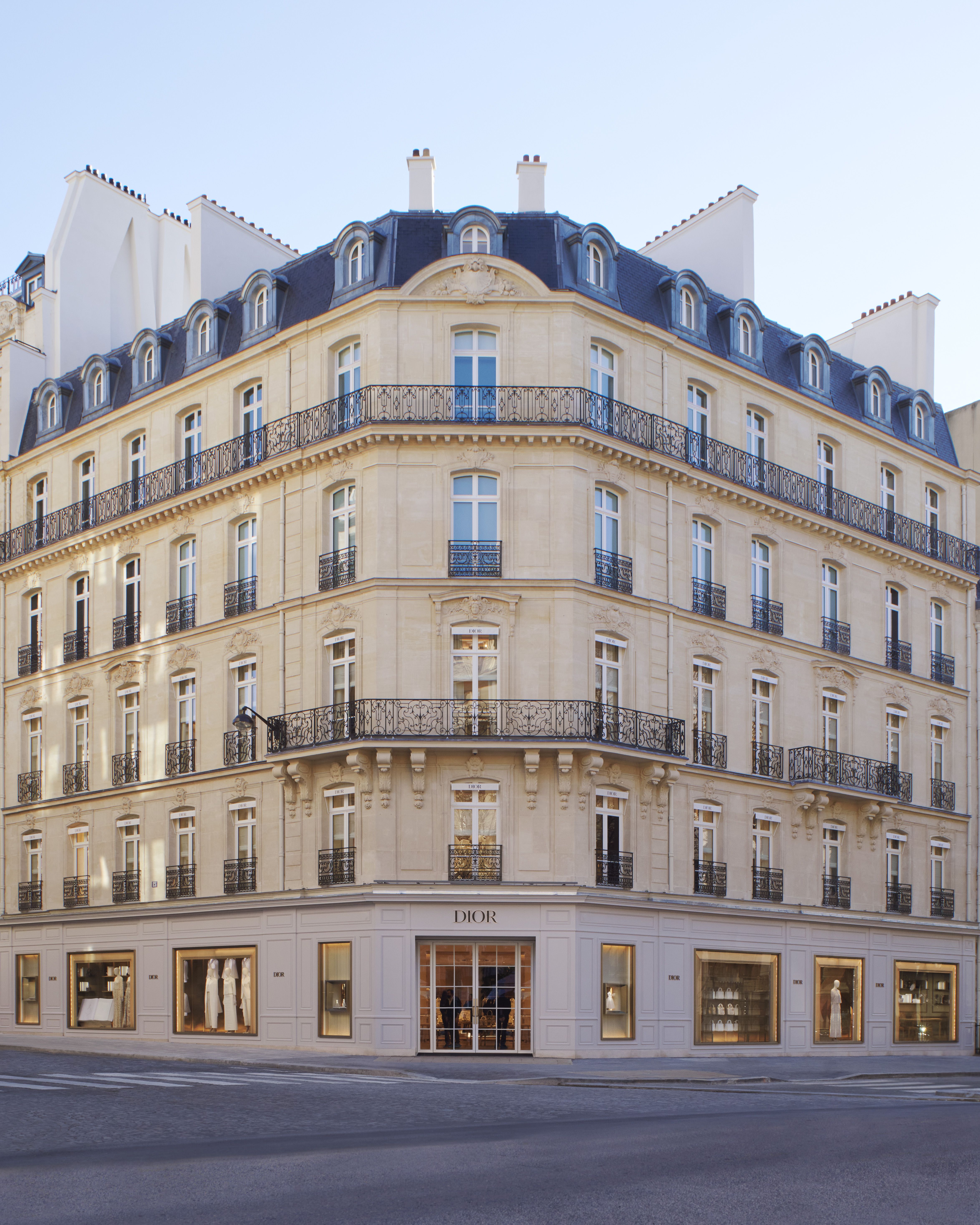 The store of the fashion company Christian Dior in Avenue