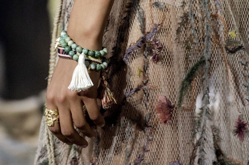 bracciali di perline colorate, dior primavera estate 2020﻿