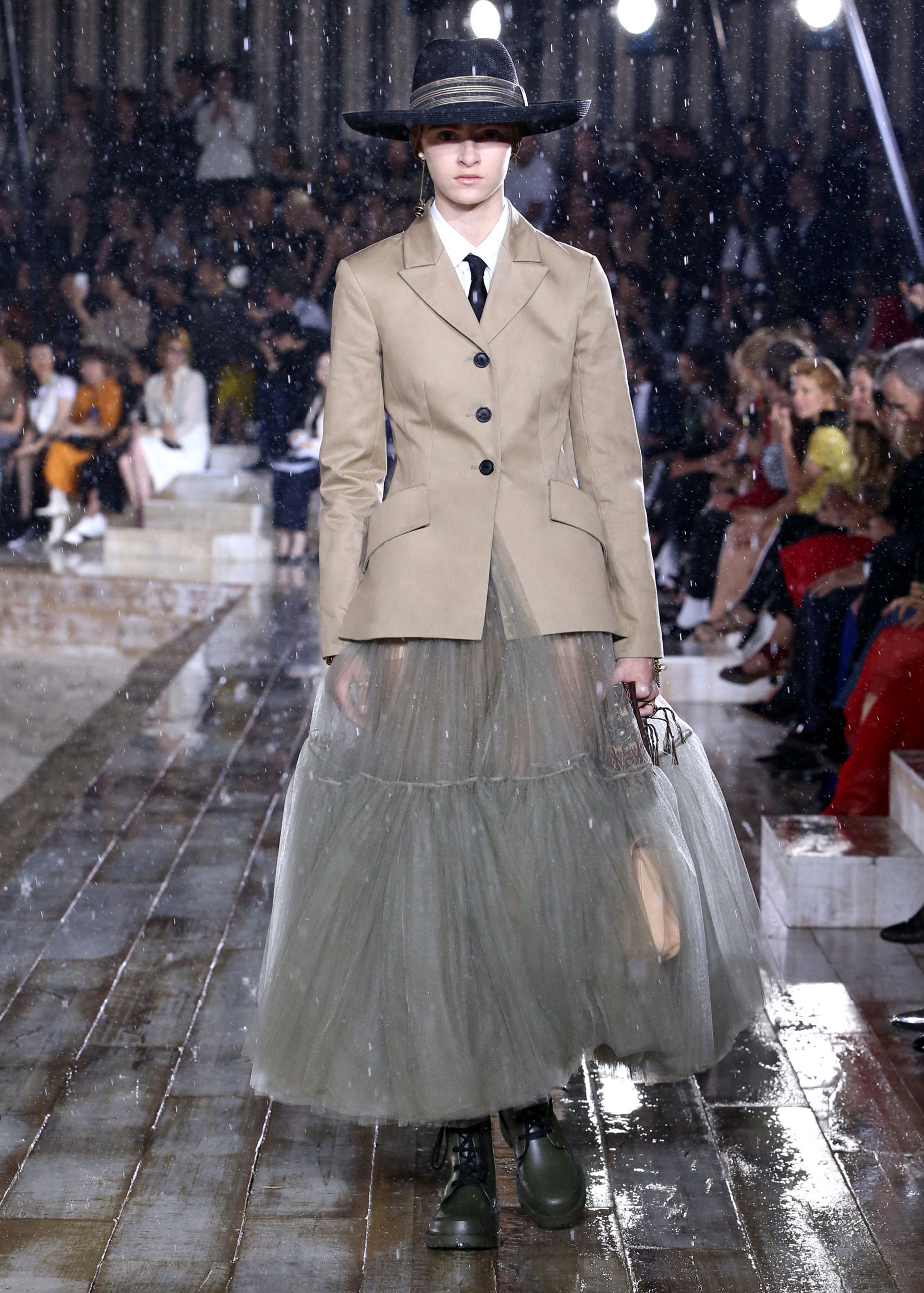 Dior 2019 cruise collection hotsell