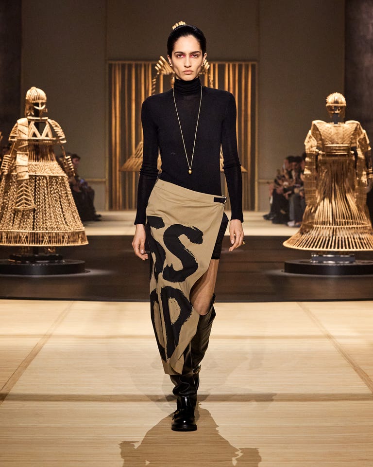 What to Wear to the Opera