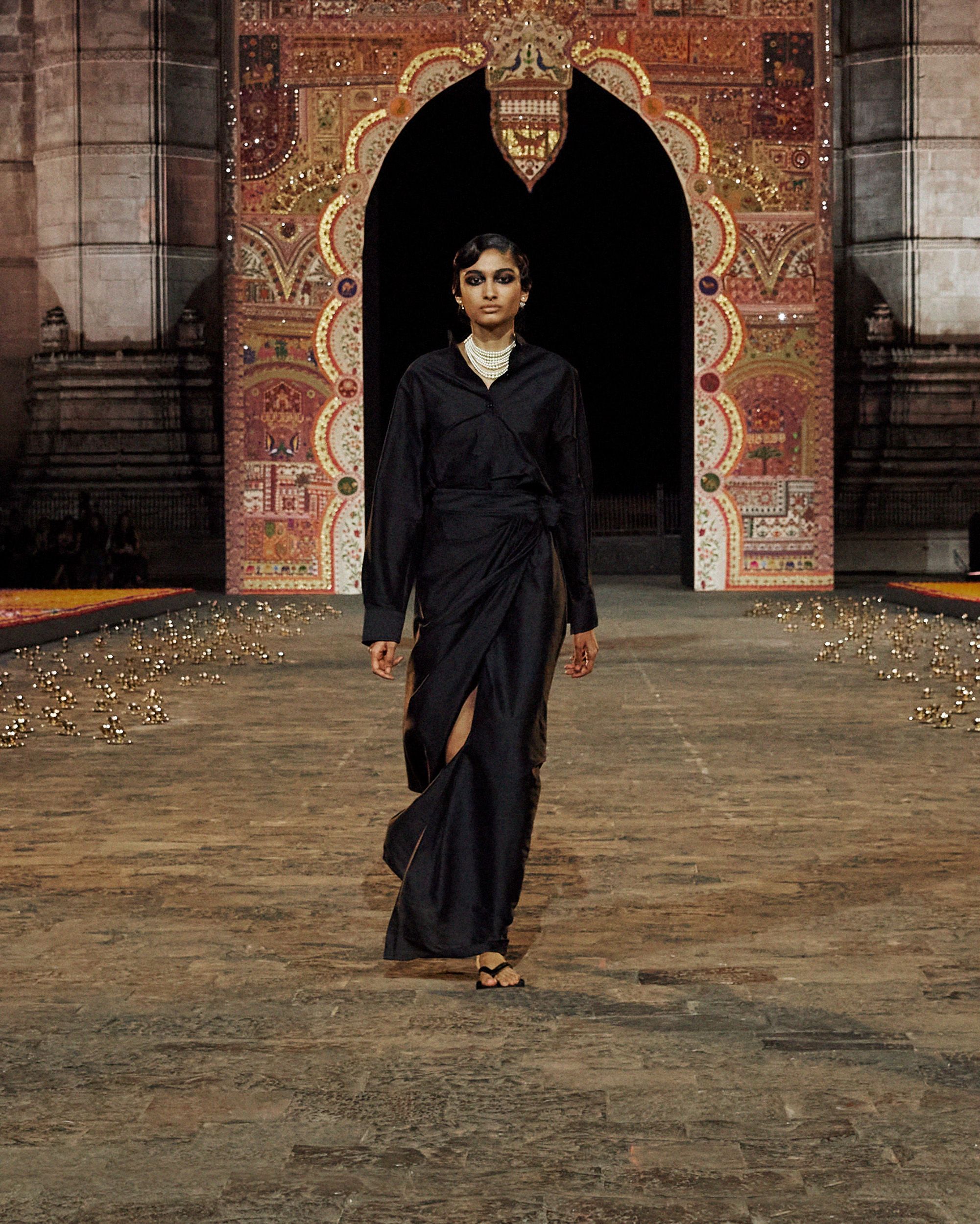 ファッションがつなぐ文化と絆――ムンバイで開催された「ディオール 