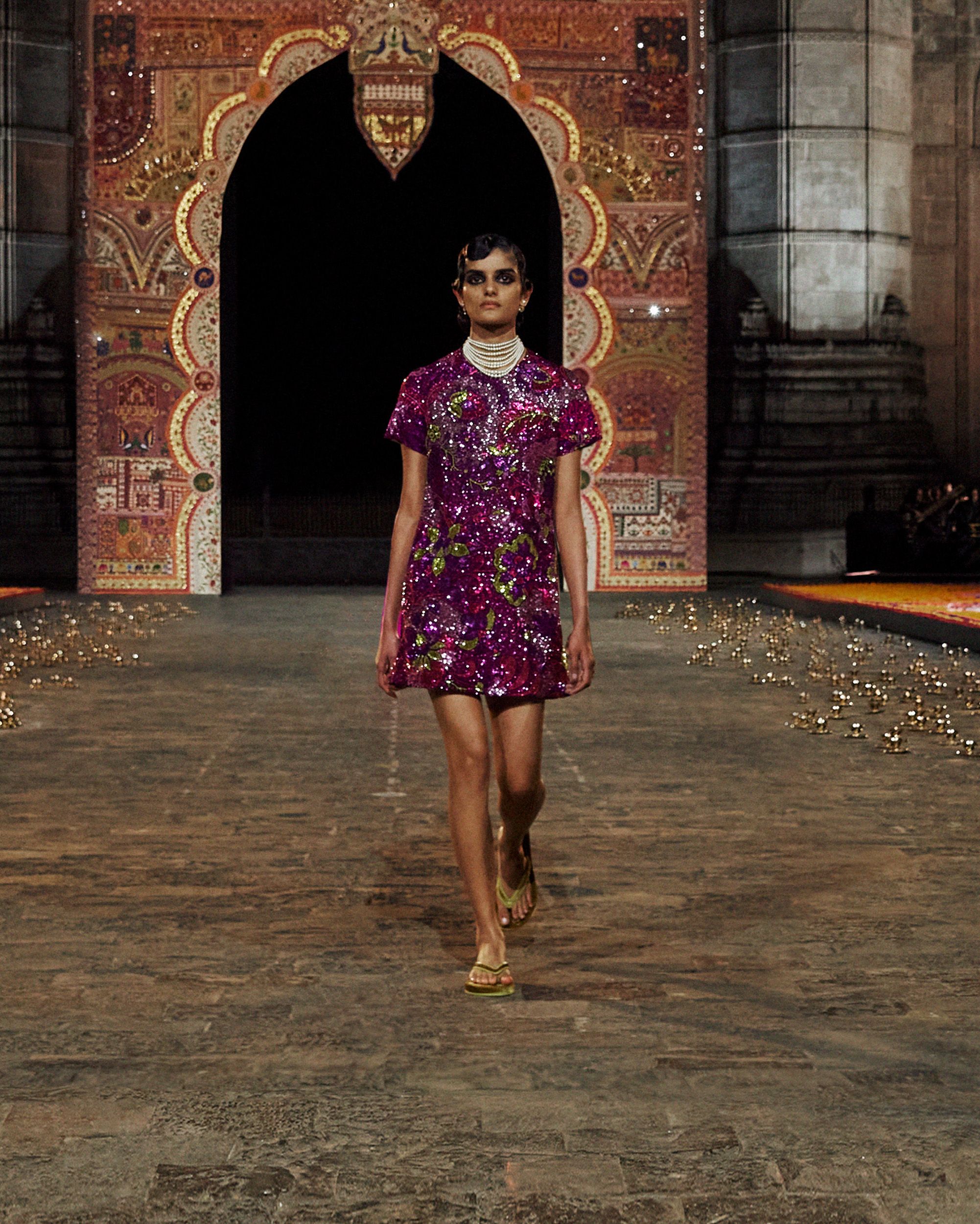 ファッションがつなぐ文化と絆――ムンバイで開催された「ディオール ...