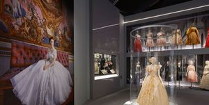 Christian Dior designer of dreams exhibition