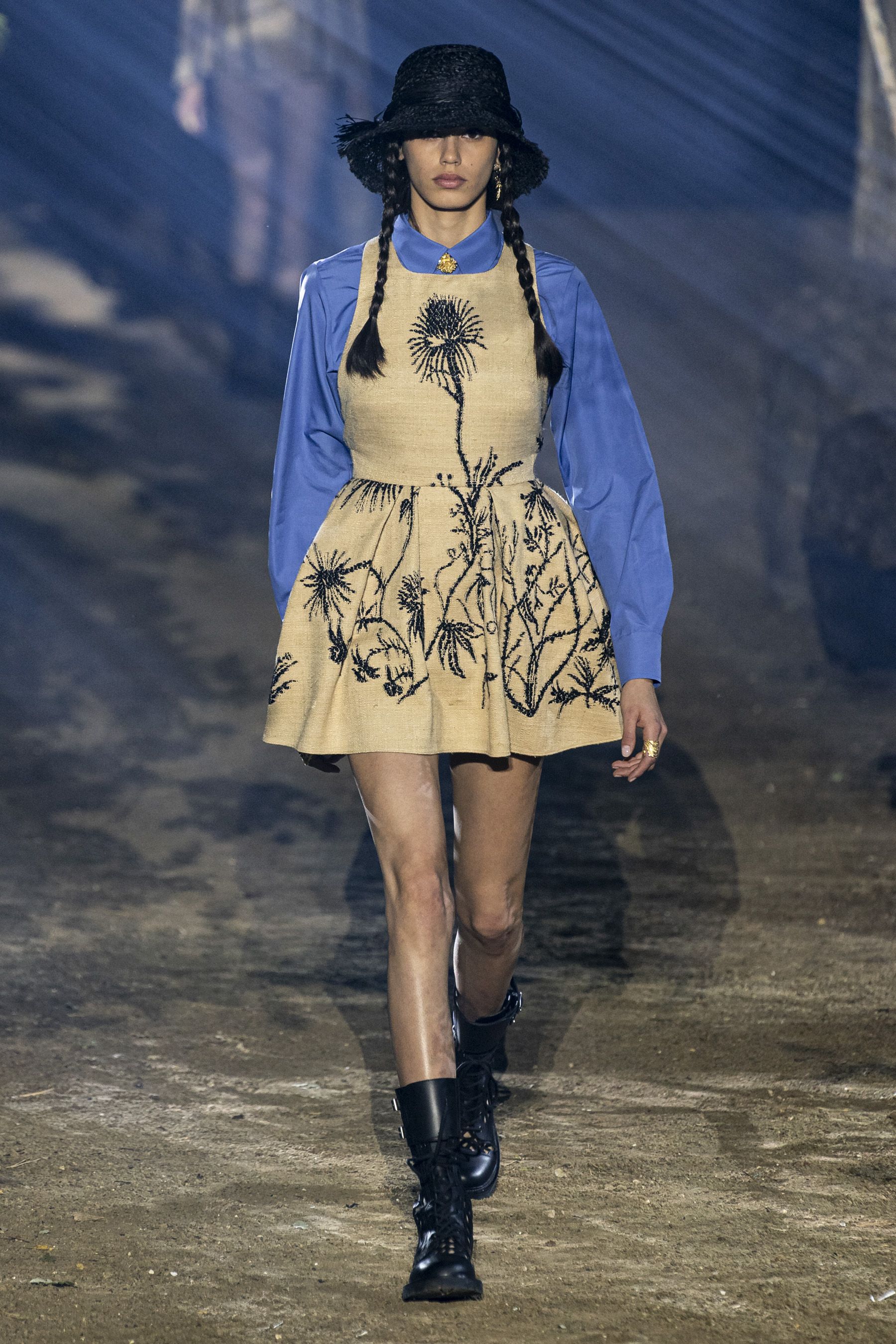 ディオール」(DIOR)|2020春夏コレクション ディオール」(DIOR)|2020春夏コレクション
