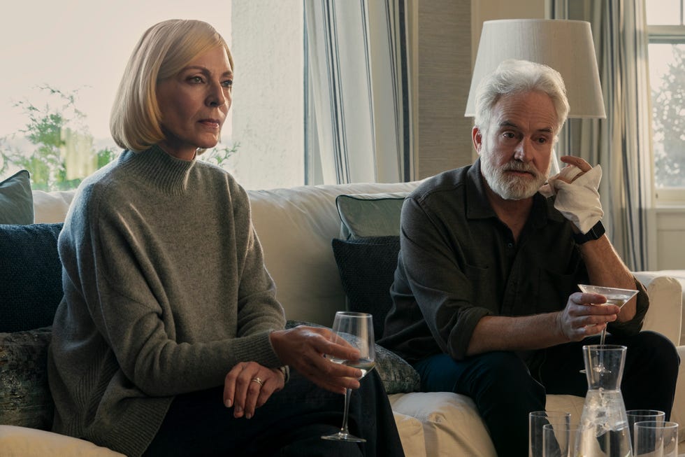 O Diplomata (L.T.R. Allison Janney como Grace Penn, Bradley Whitford como Todd Penn no episódio 306 de O Diplomata (CR Clifton Prescott) (Netflix 2025)
