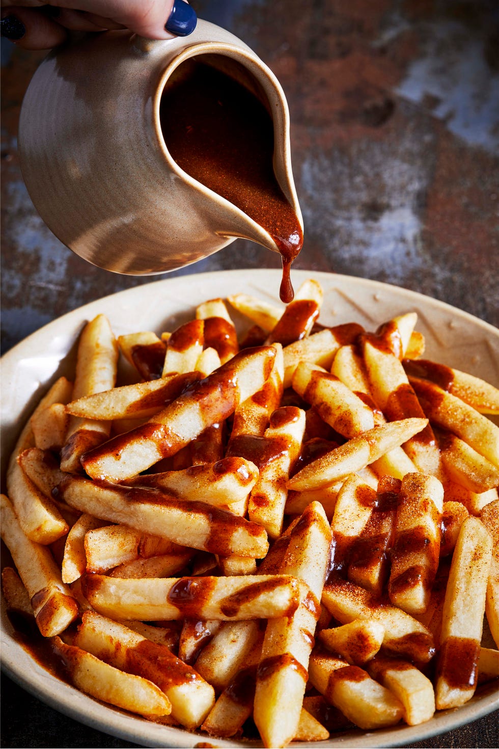 Nando's are doing PERi-PERi chicken gravy now and omg