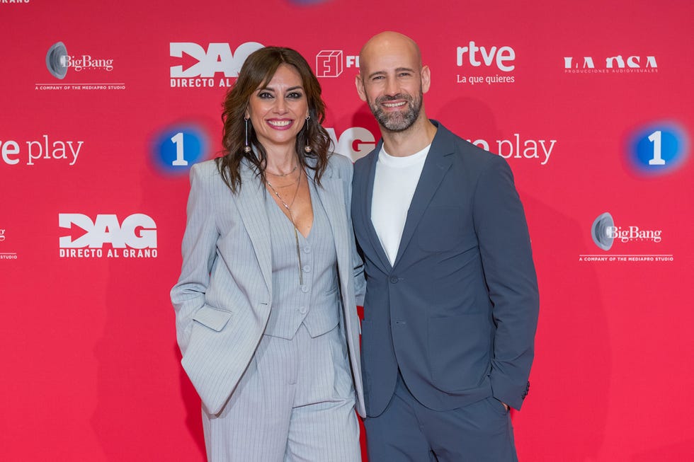 marta flich y gonzalo miro en la presentacion de 'directo al grano' en el festval de vitoria