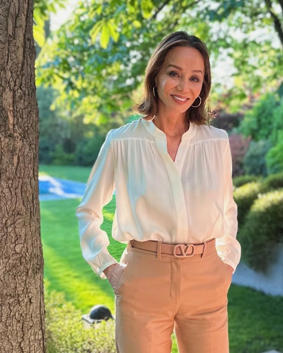 Las 3 camisas blancas de Zara favoritas de Isabel Preysler