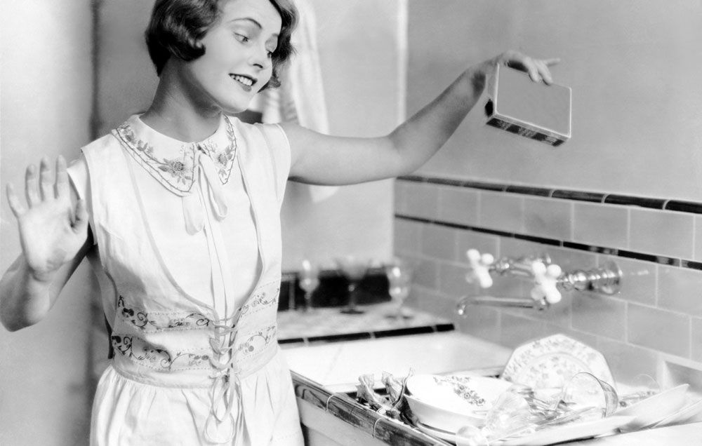 8 Mistakes You're Making Every Time You Wash Dishes