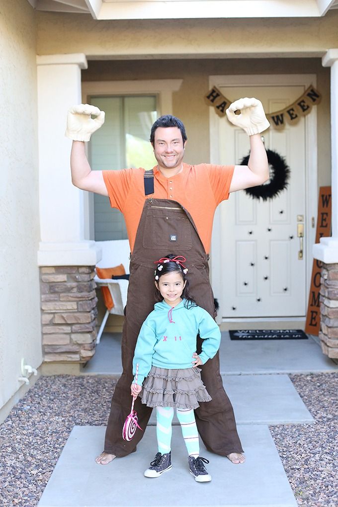 A Little Girl Named Willow's Costume Game Has Already Won Halloween