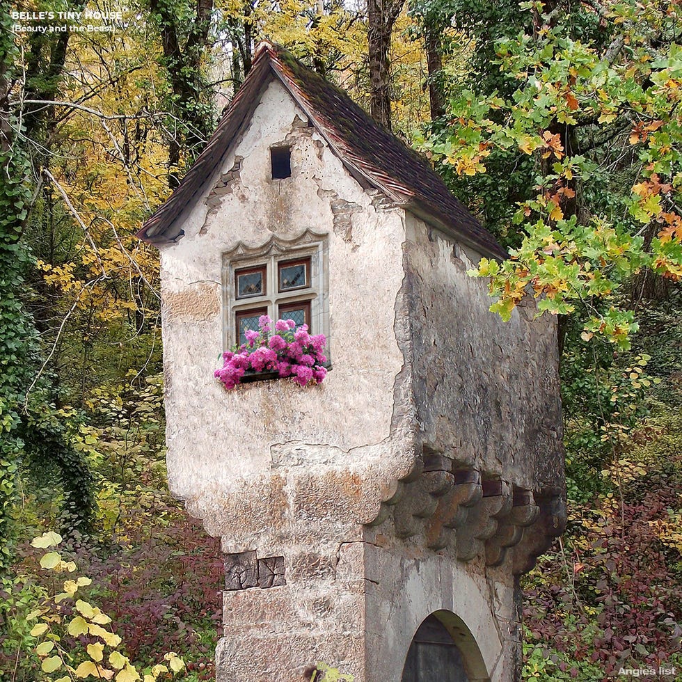 Mini casa de Bella, La bella y la bestia