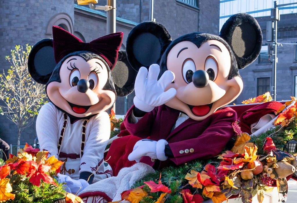 New! Holiday Mickey Light-Up Bottle-Topper Spotted at Disneyland