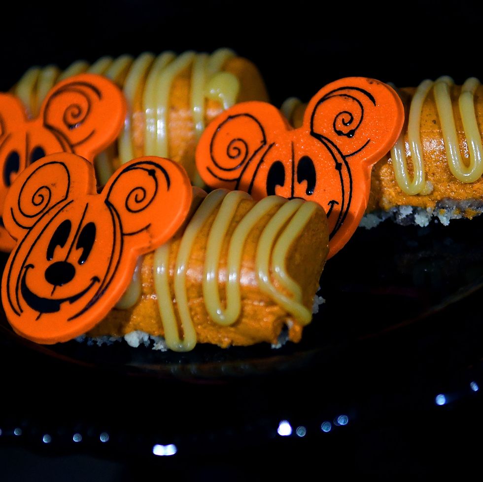 disney world halloween photos pumpkin sweets