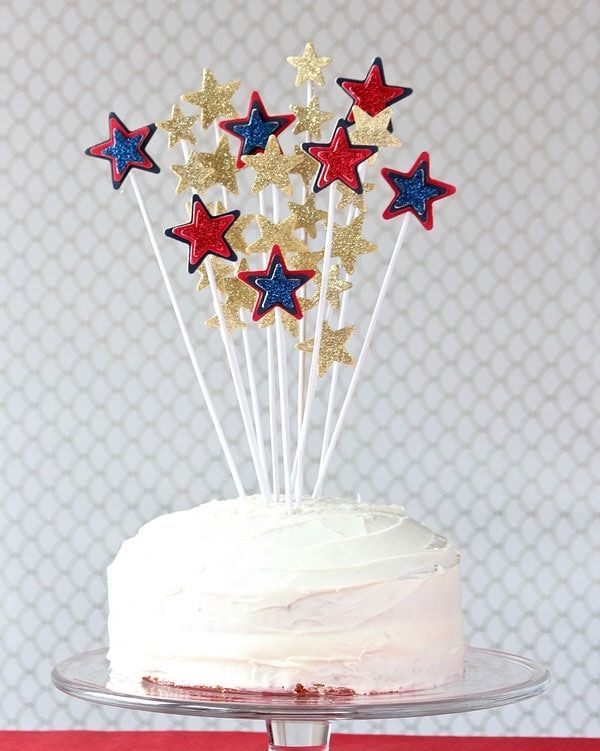 DIY 4th of July decorations, Stars and Stripes Cake Topper