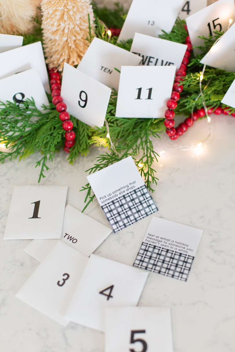 Merry & Bright Hanging Advent Calendar