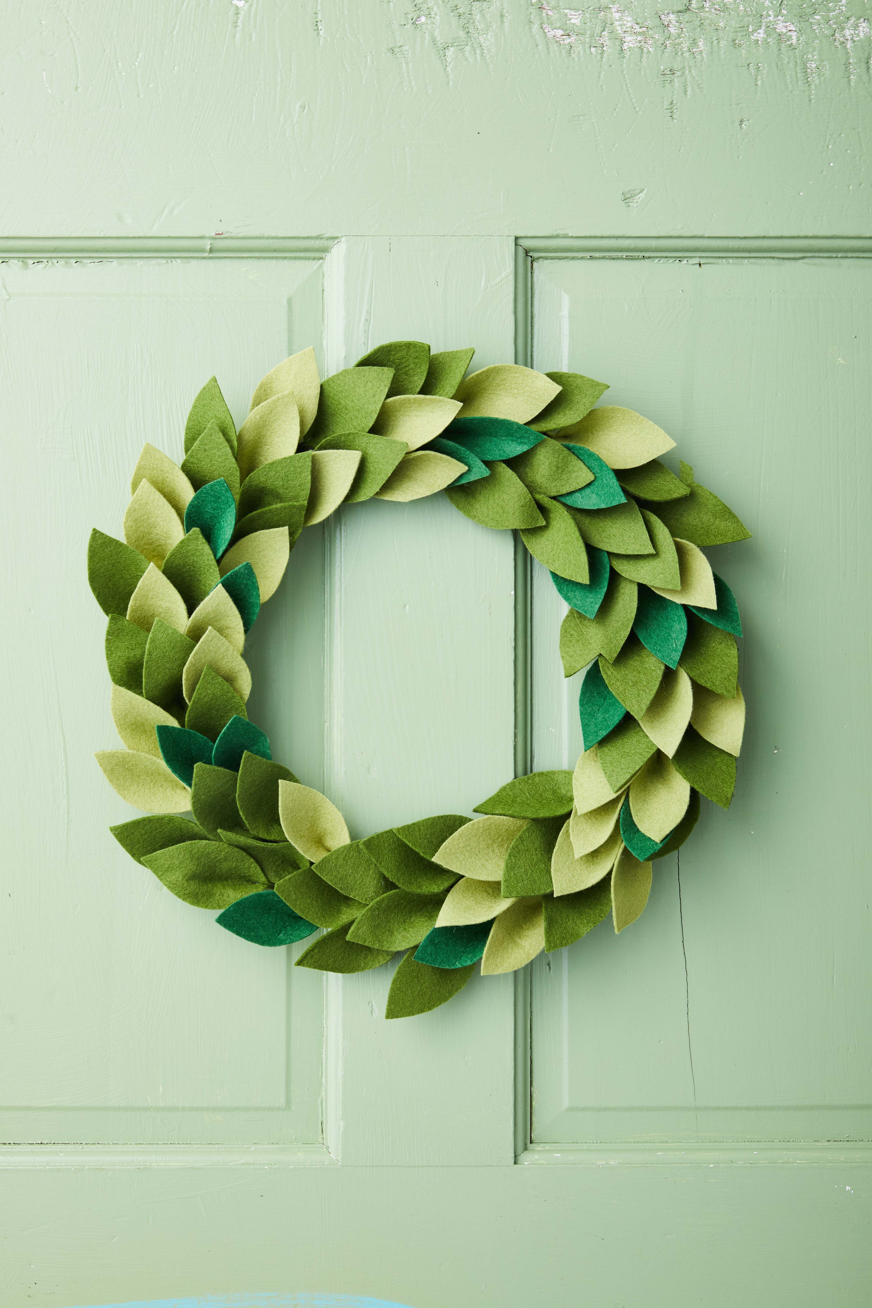 Easy Cheap DIY Wreath