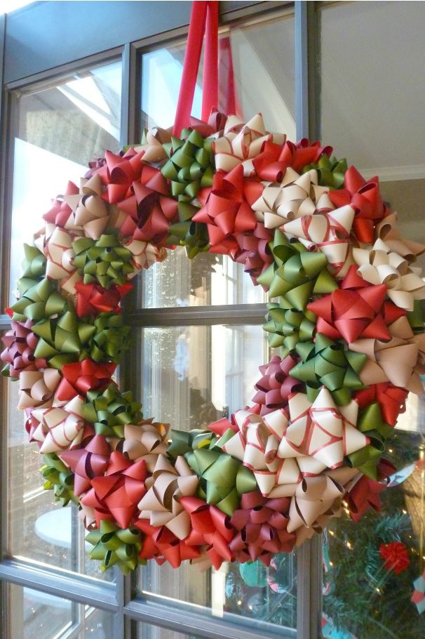 christmas window decorations  christmas bow wreath